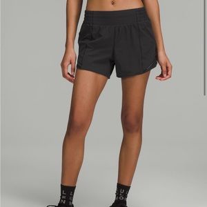 Hotty hot lined short 4”